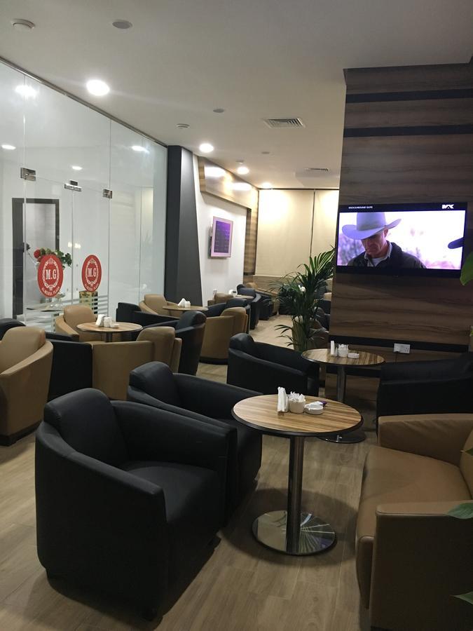 Al Muhanna Plaza Luxury Apartments Kuwait City Exterior foto