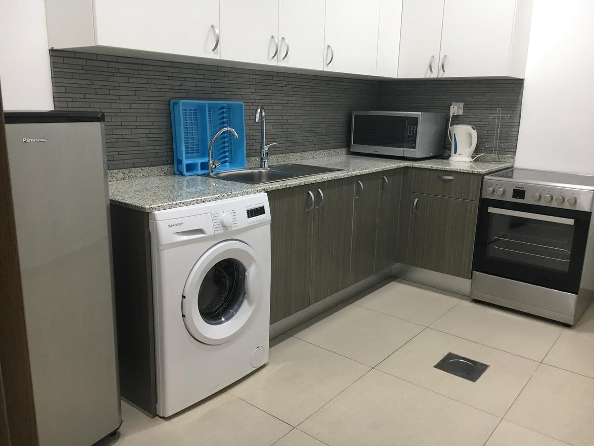Al Muhanna Plaza Luxury Apartments Kuwait City Exterior foto